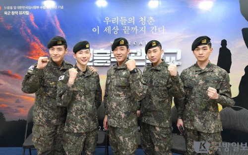 兵役中のshineeオニュ Exoシウミン Vixxエンが出演する韓国陸軍ミュージカルとは Kban ケイバン